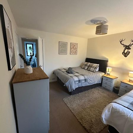 Spacious 3 Bedroom Flat Close To City Center Dalneigh المظهر الخارجي الصورة