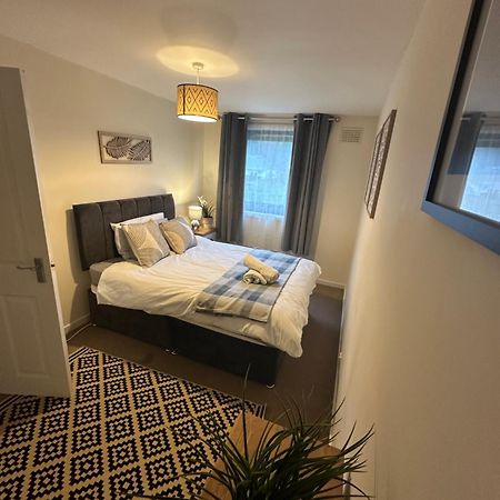 Spacious 3 Bedroom Flat Close To City Center Dalneigh المظهر الخارجي الصورة