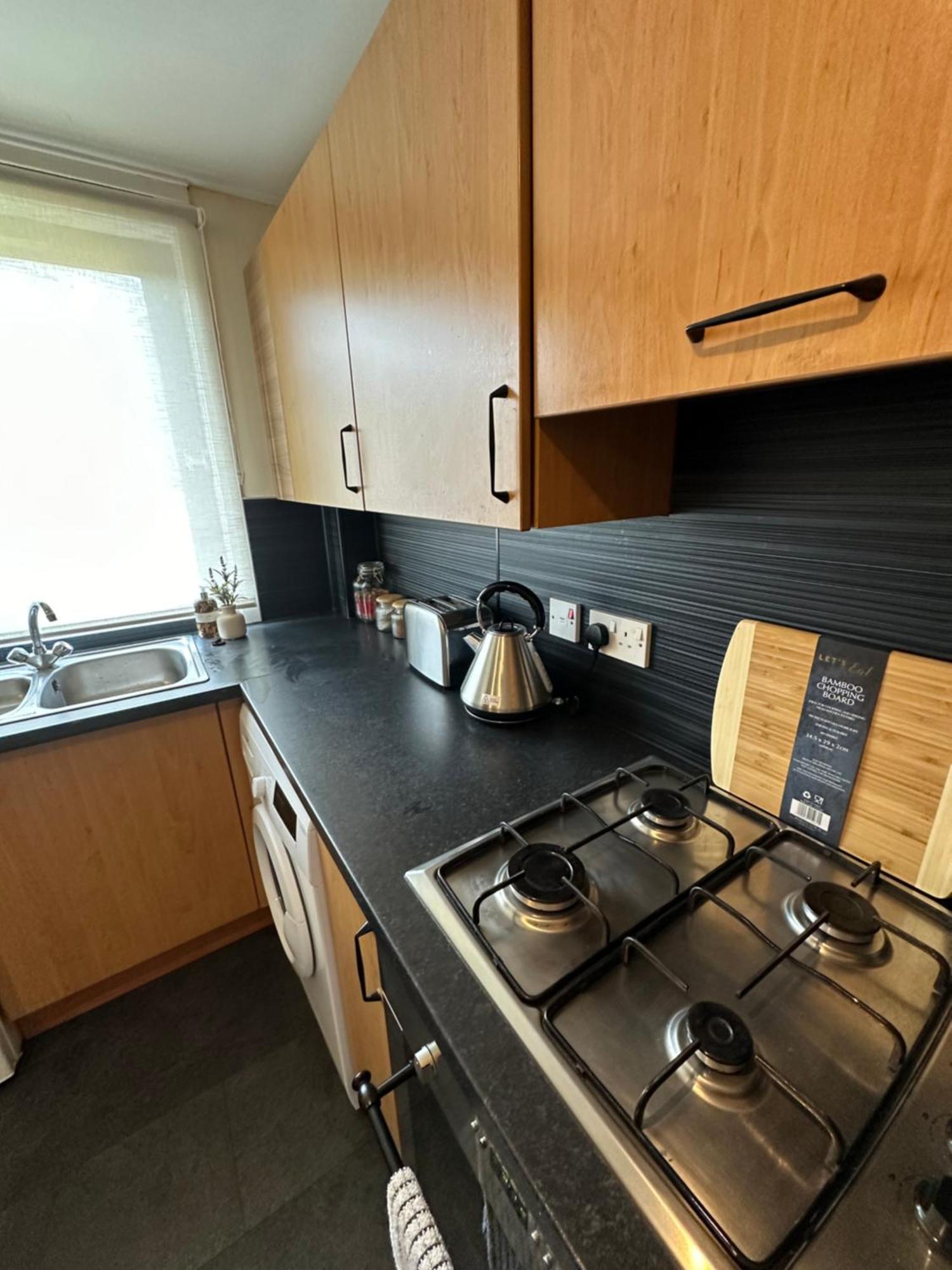 Spacious 3 Bedroom Flat Close To City Center Dalneigh المظهر الخارجي الصورة